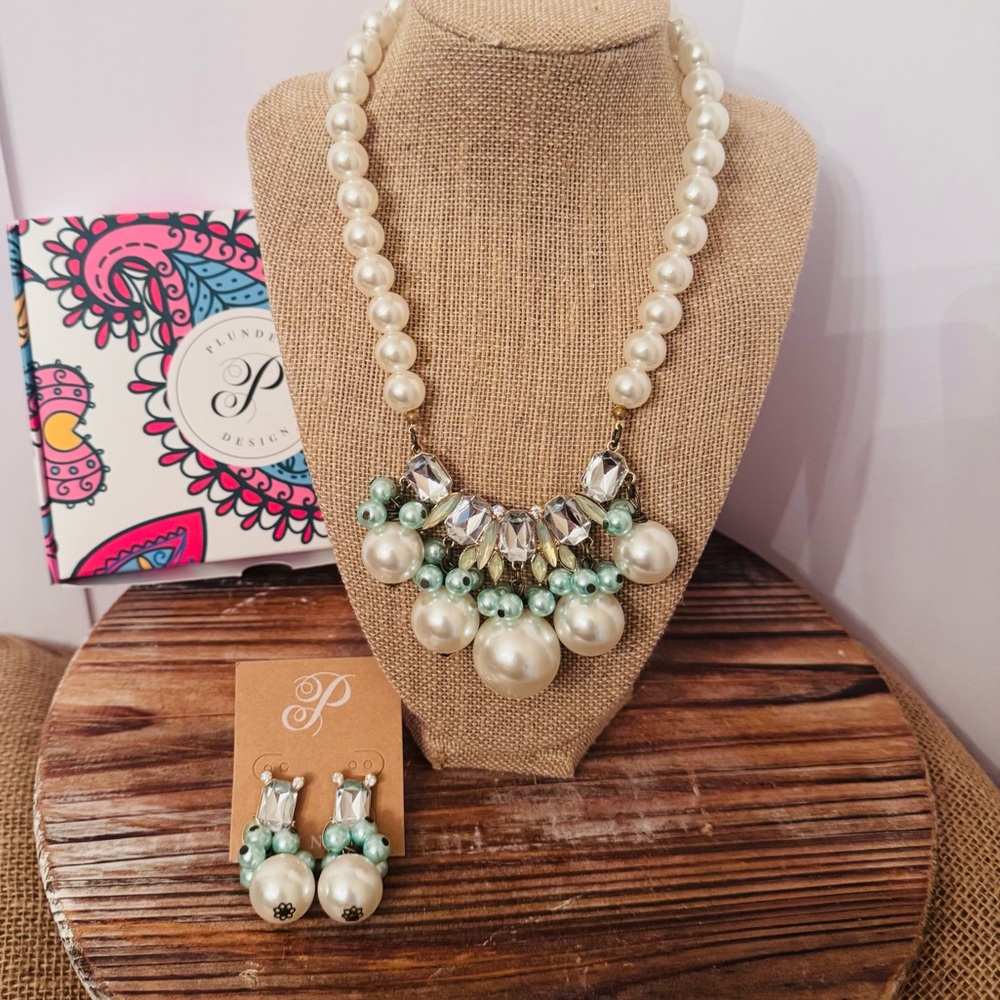 Plunder Designs Retired Posse April 2018 Pearl necklace and Earrings Set